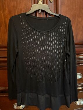 Women’s Black Long Sleeve Studded Knit Top